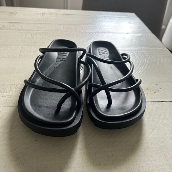 Zara Black Sandales - Picture 1 of 3